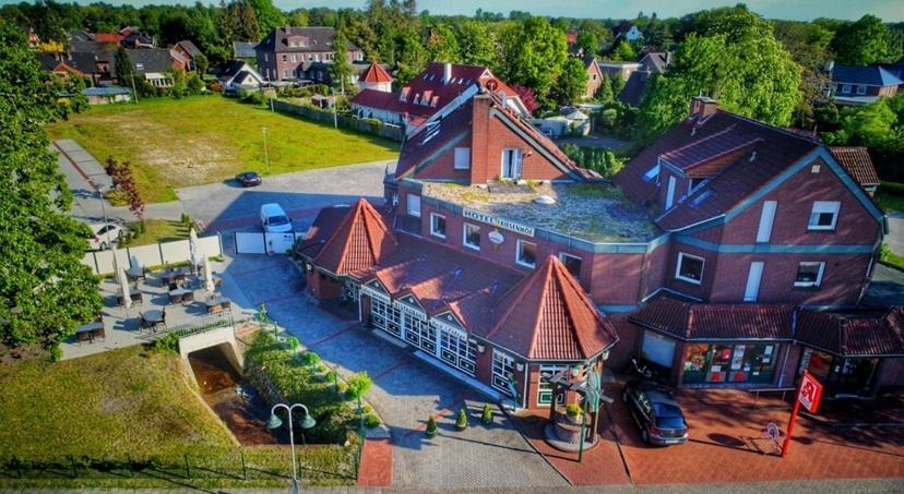 Hotel Friesenhof Westoverledingen Buitenkant foto